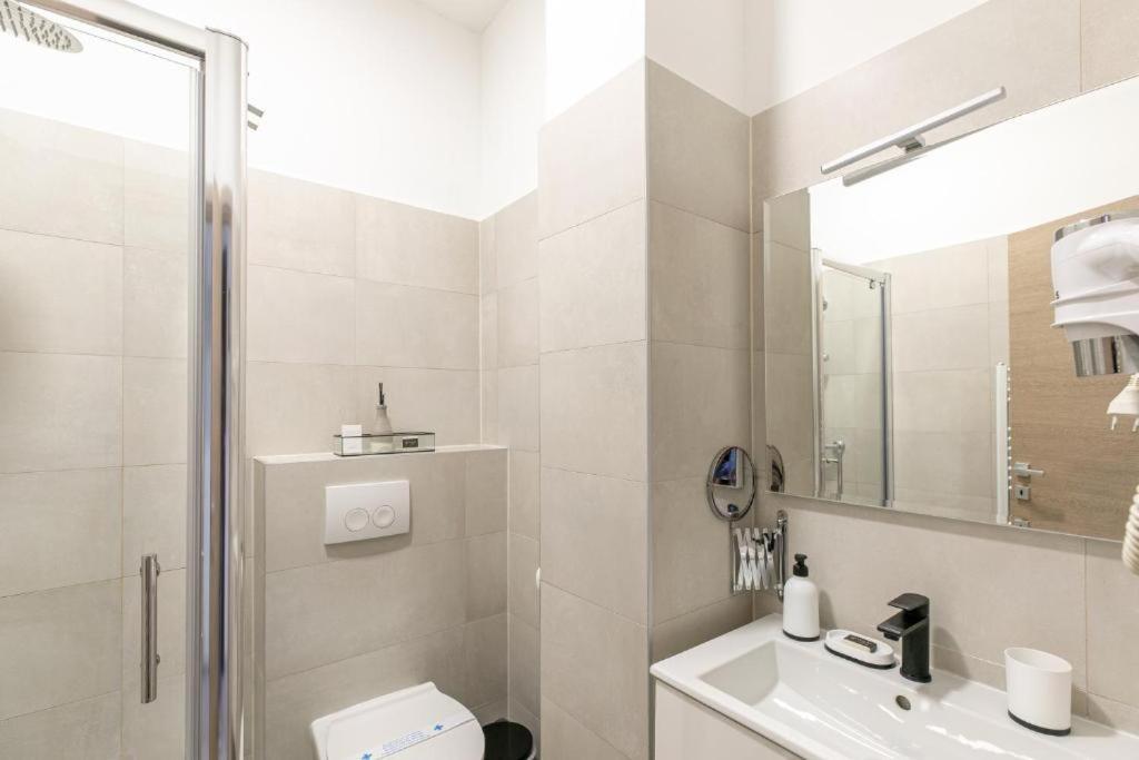 Polai Boutique Apartments With Free Parking Экстерьер фото