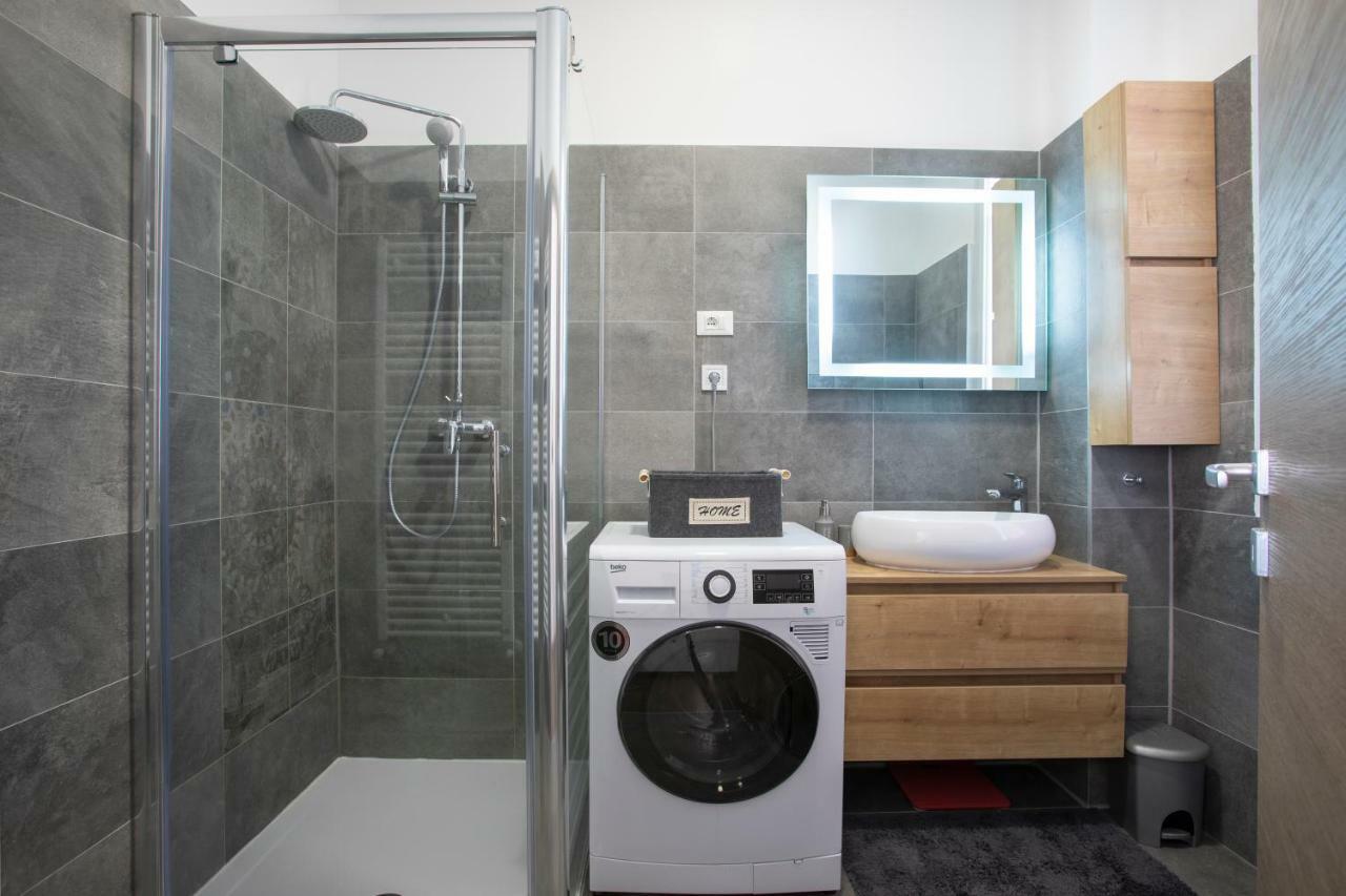 Polai Boutique Apartments With Free Parking Экстерьер фото