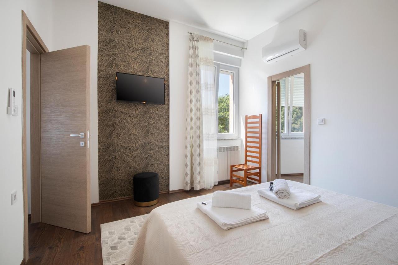 Polai Boutique Apartments With Free Parking Экстерьер фото